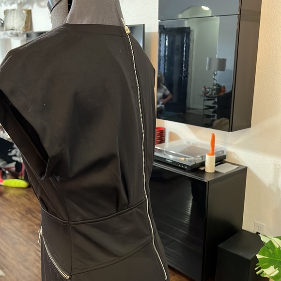 Corey P Dress - Picture 5 of 7